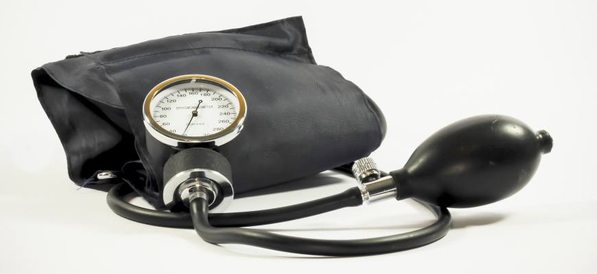 Hipertensão arterial: especialista alerta para a importância de uma abordagem “multifacetada e multifatorial” nas mulheres